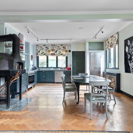 Fantastic 4 Bedroom Home In Bromma With Everything Estocolmo Exterior foto