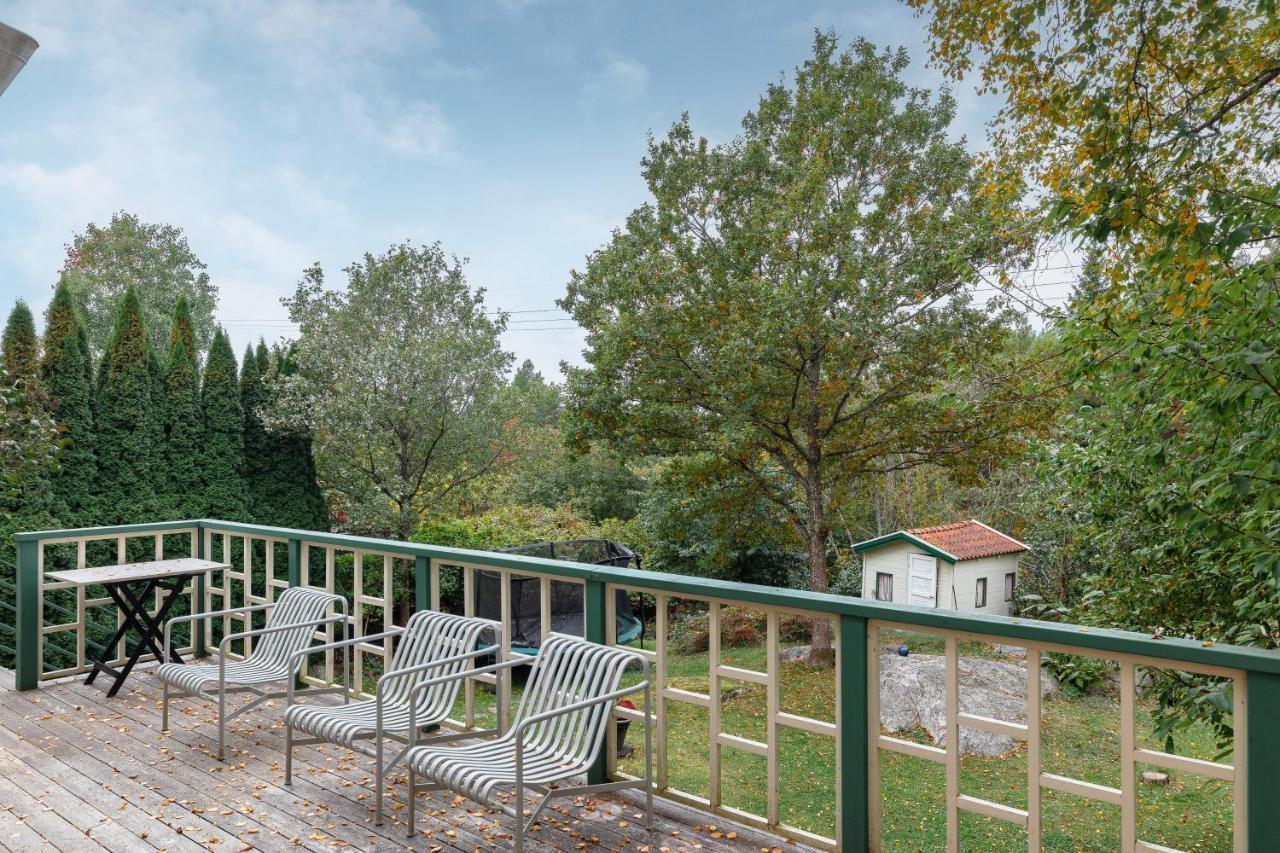 Fantastic 4 Bedroom Home In Bromma With Everything Estocolmo Exterior foto